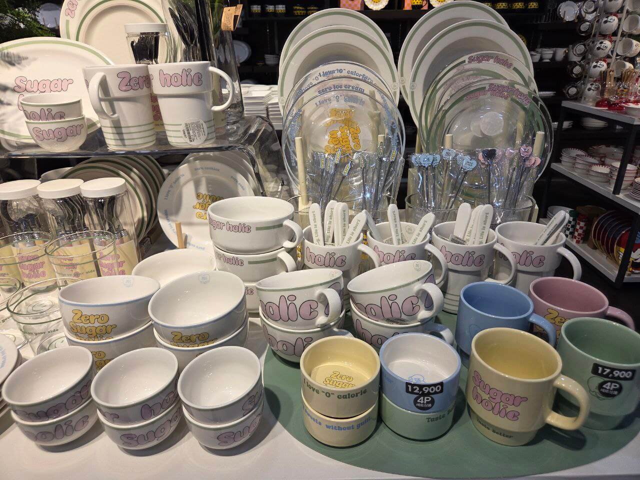 모던하우스 종류별 그릇과 감성 가득한 추천 소품