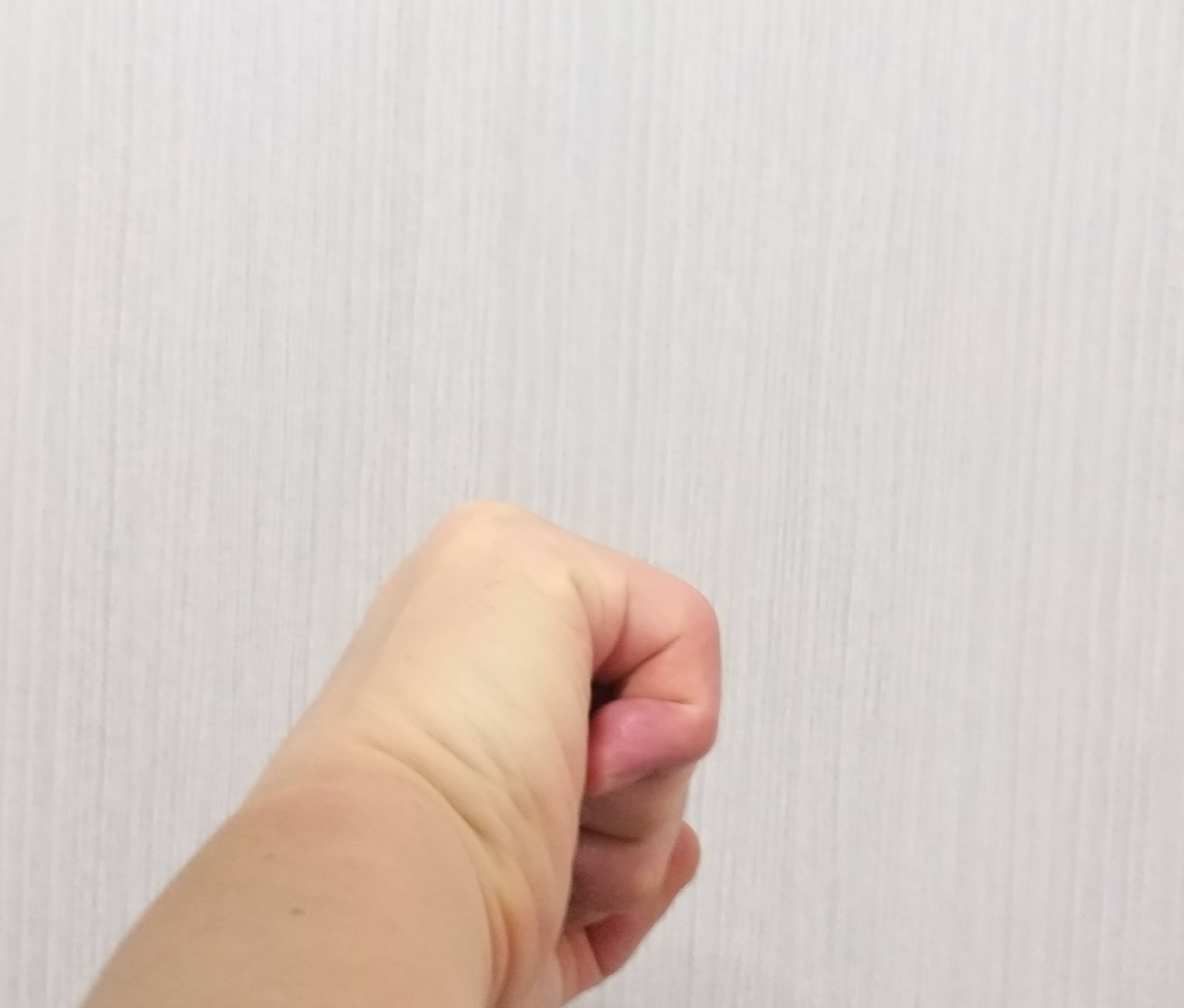 손가락이거의구부러짐