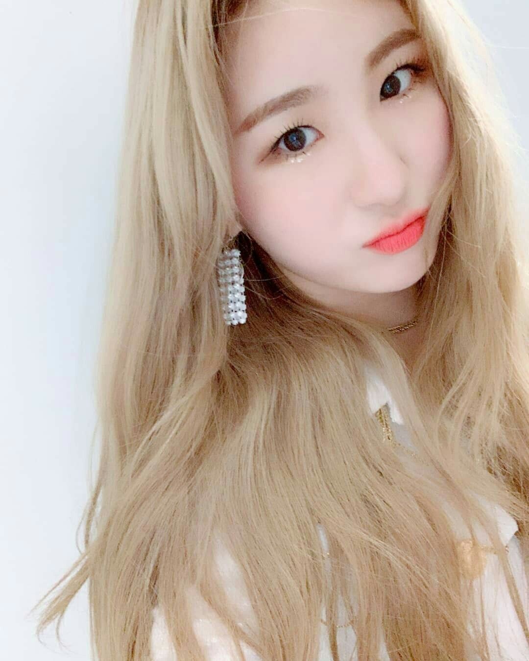 아이즈원 프로듀스48 이채연 사진모음