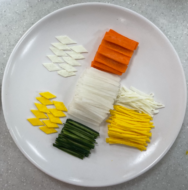 한식조리기능사 실기시험 준비 - 재료 썰기 - 미완 작품