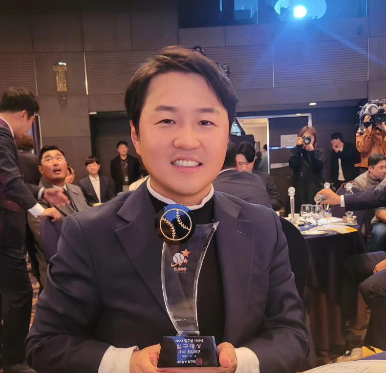 최강야구 정용검&#44; 정용검 캐스터&#44; 정용검 형 까지 정용검의 모든 것