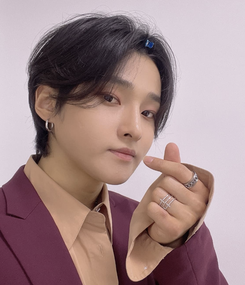 가수 성리 인스타그램 셀카