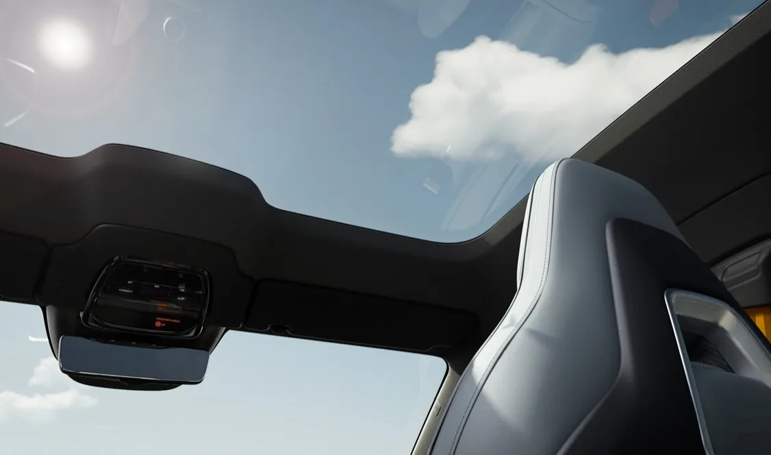 폴스타4 썬루프 2가지 버전 중 일반버전