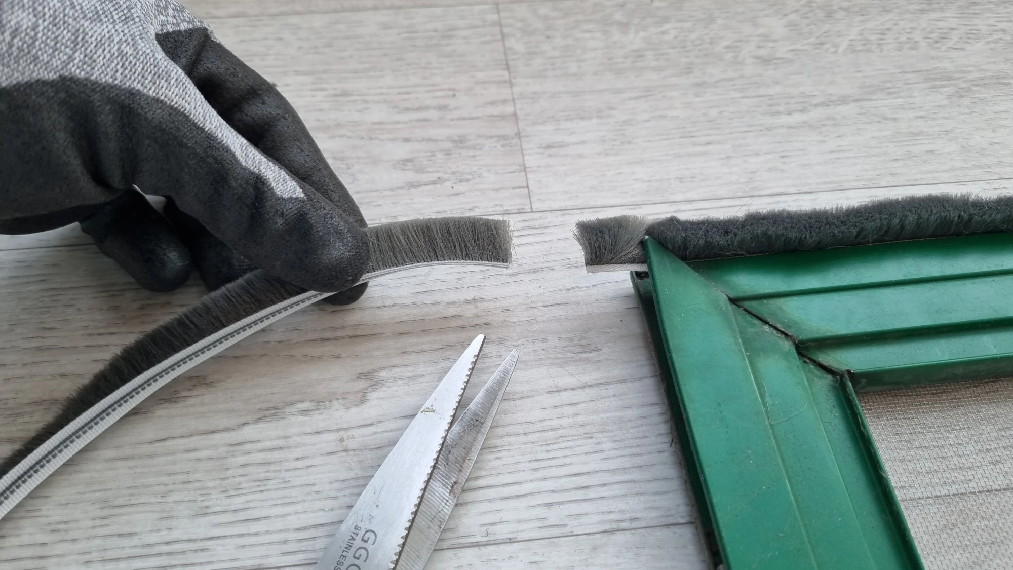 방충망 털 자른 모습