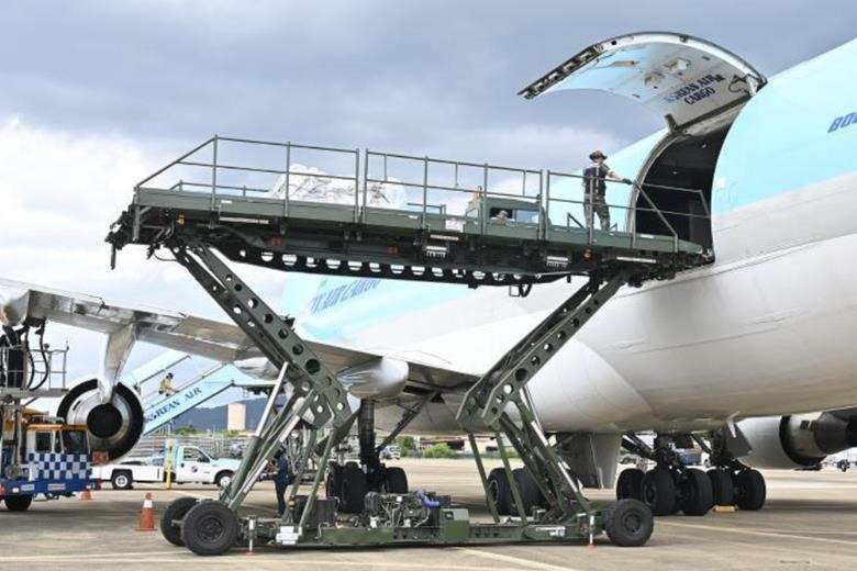 대한항공 보잉 747-400F 화물기 UFS·을지프리덤실드 한·미 상호공수지원협정 '전시 대비' 화물기로 물자 전달 공군 전술 훈련 참가