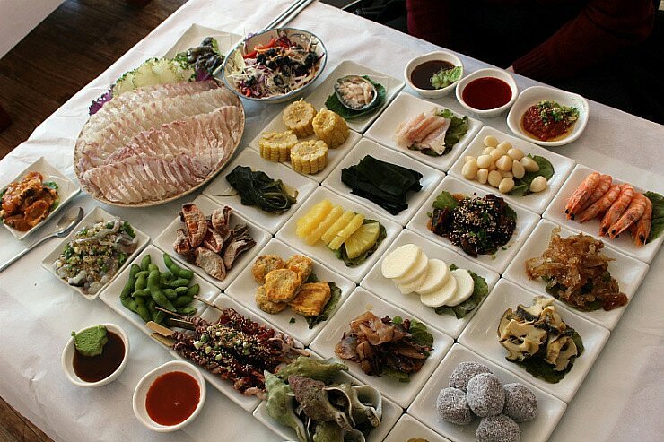 8월 여름 휴가지 추천 용이식당 회 센터