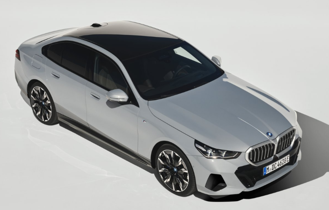 2025 BMW 530e 플러그인 하이브리드 가격과 사양