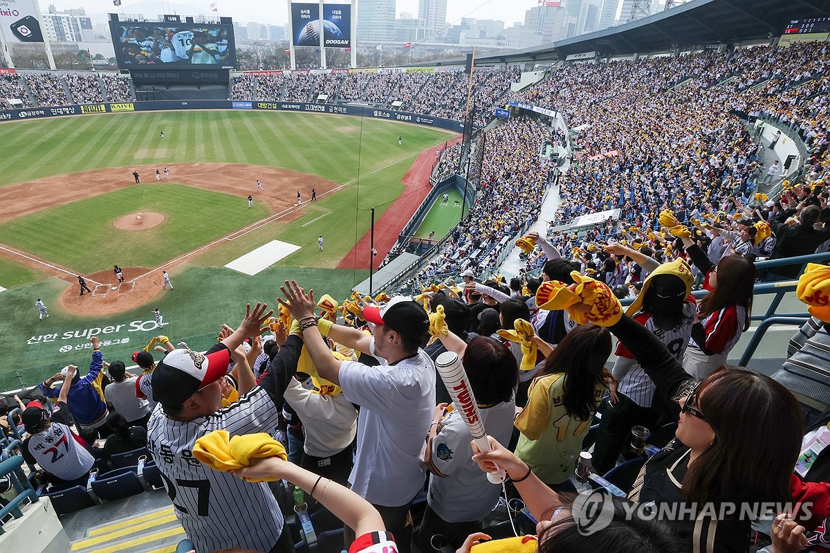 프로야구 200만 관중 돌파! LG&middot;한화가 주도하는 역대급 흥행 분석 및 구단별 지표 총정리 20226