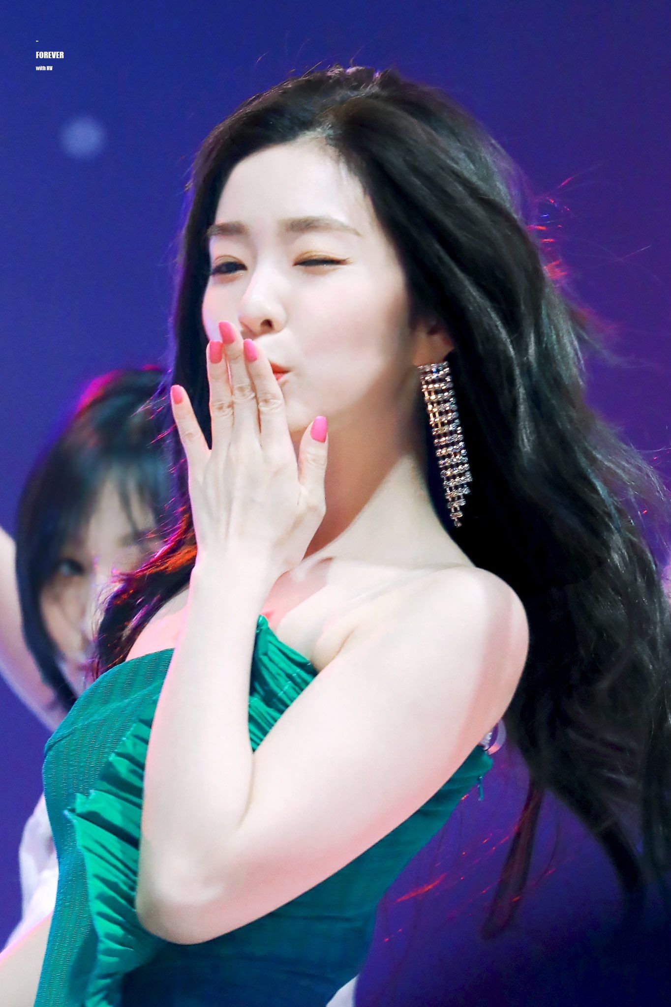 레드벨벳 아이린 고등학교 졸업사진