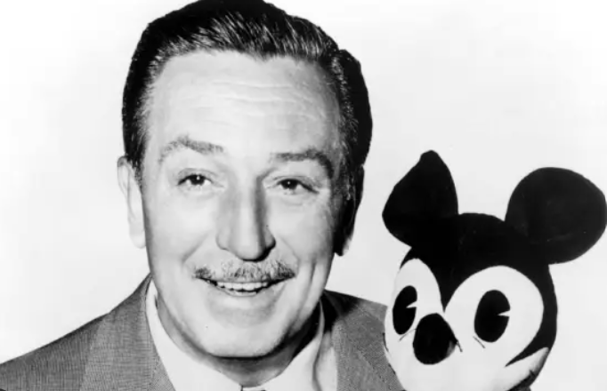 월트디즈니는 그의 형인 로이