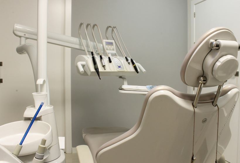 65세이상 노인 의료 혜택: 틀니 임플란트 신청방법