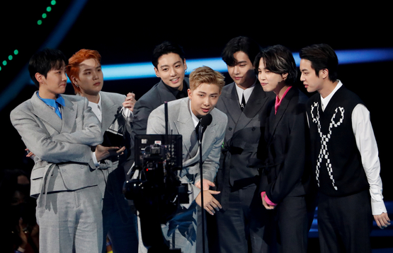 방탄소년단(BTS) they don't know 'bout us