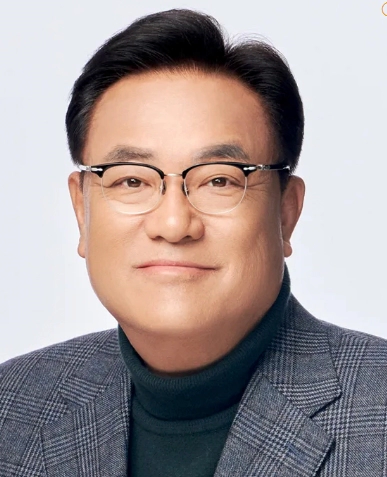 정진석 의원 프로필 나이 고향 학력 재산