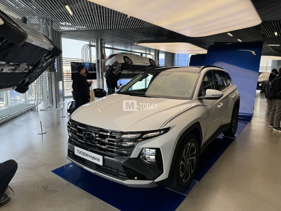 2025 투싼 하이브리드 02