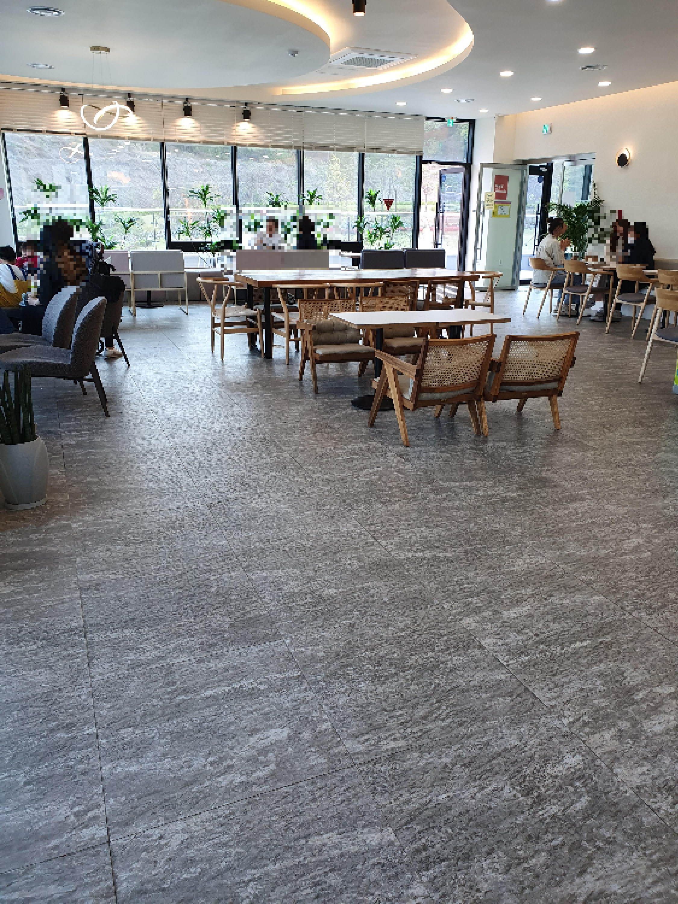 논산 카페아늑 매장사진2