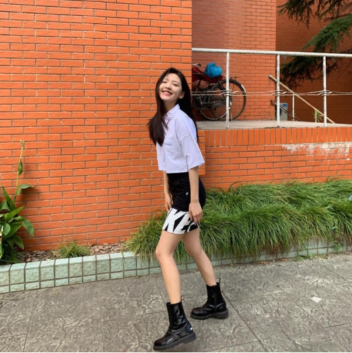 니야유금천 장약남