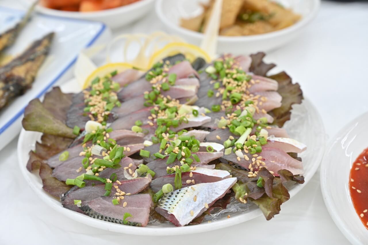 생생정보 2307회 음식 X-파일 거제 외포항 멸치 세트 요리 효진횟집 (대구코스요리 맛집)