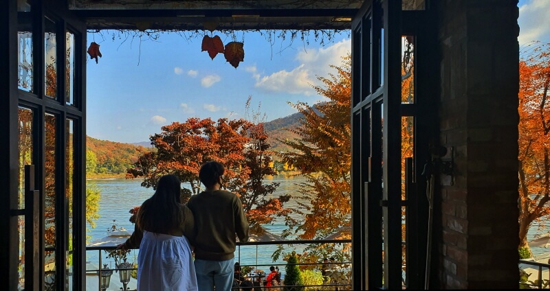 남양주-리버뷰-카페-대너리스