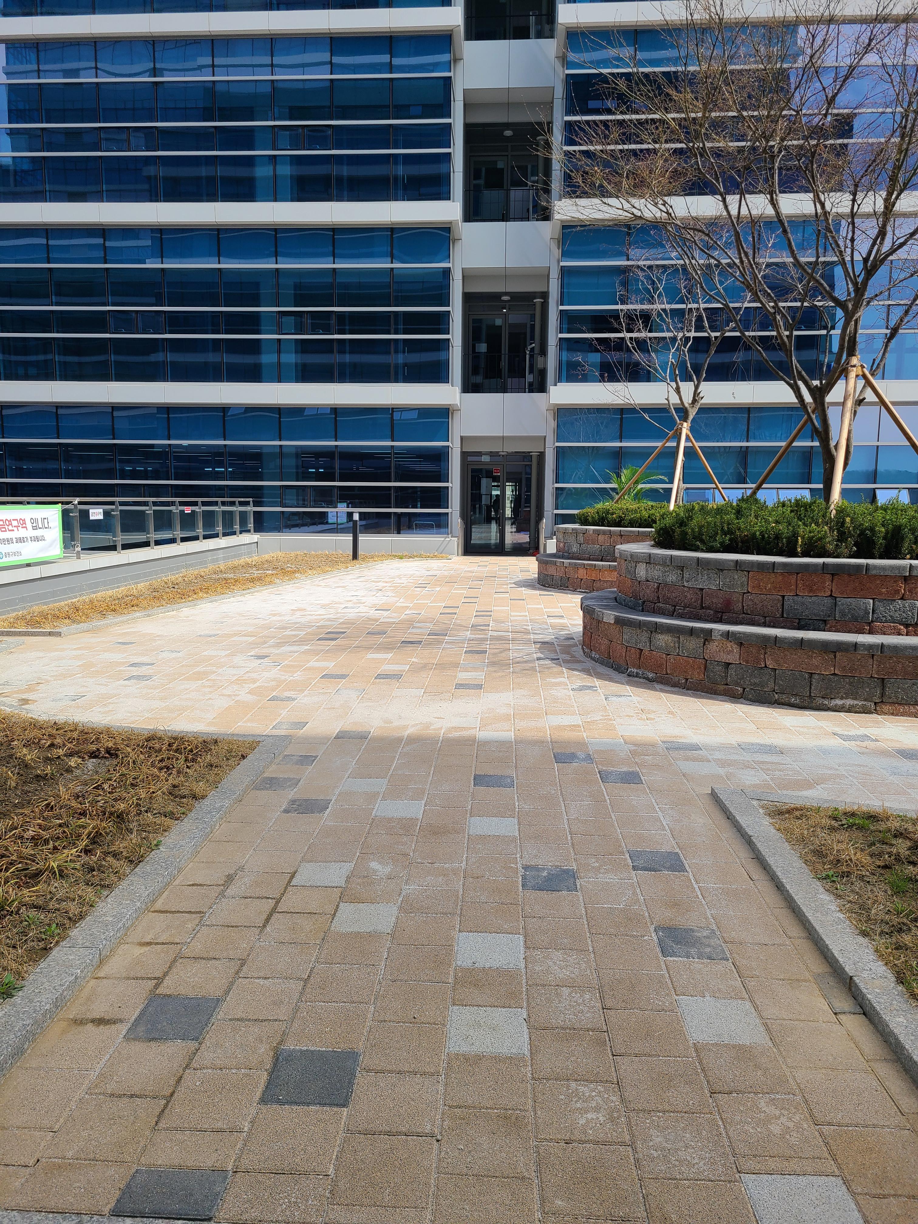 센트럴비즈타워 2차 A,B타워 연결통로