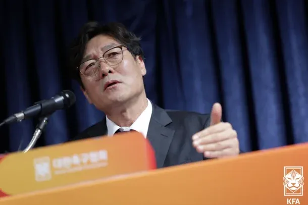 이임생-전력강화위원회-총괄이사