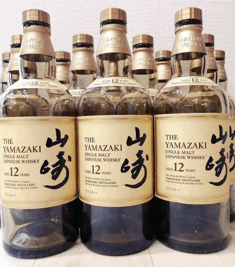 진열된-야마자키-위스키-12년