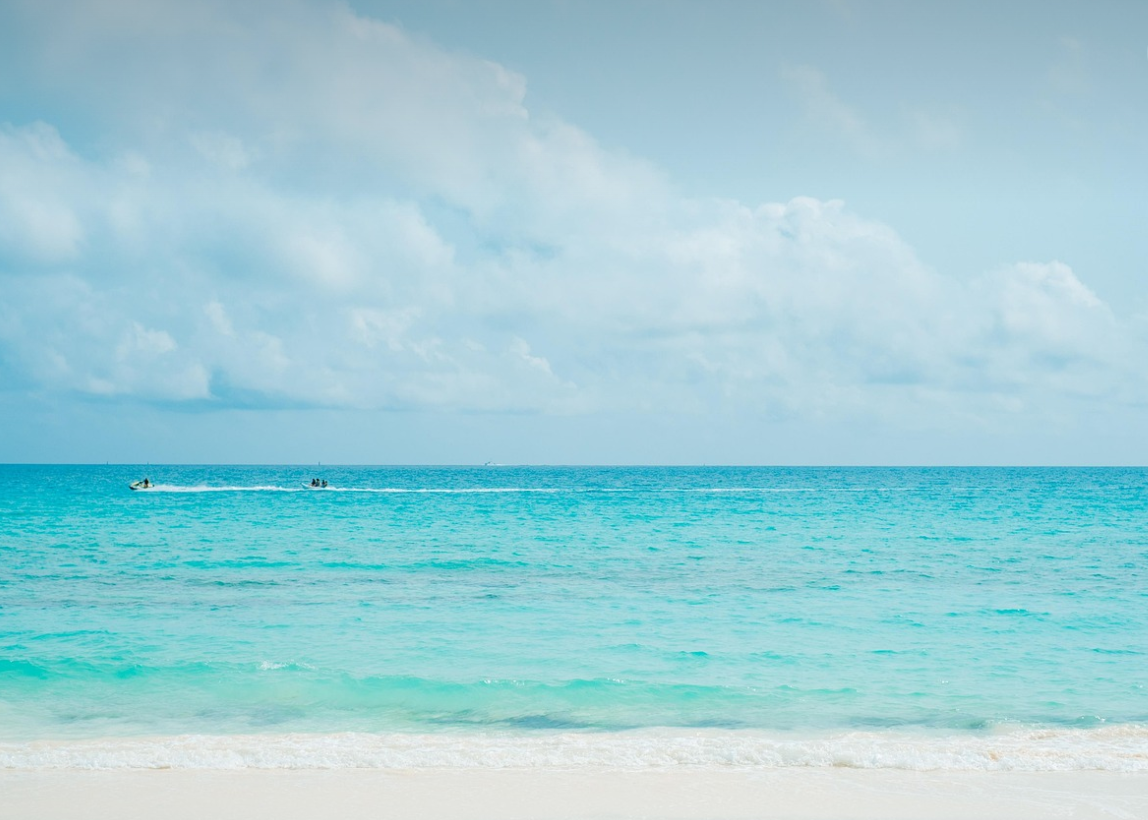 미야코지마의 푸른 바다의 풍경