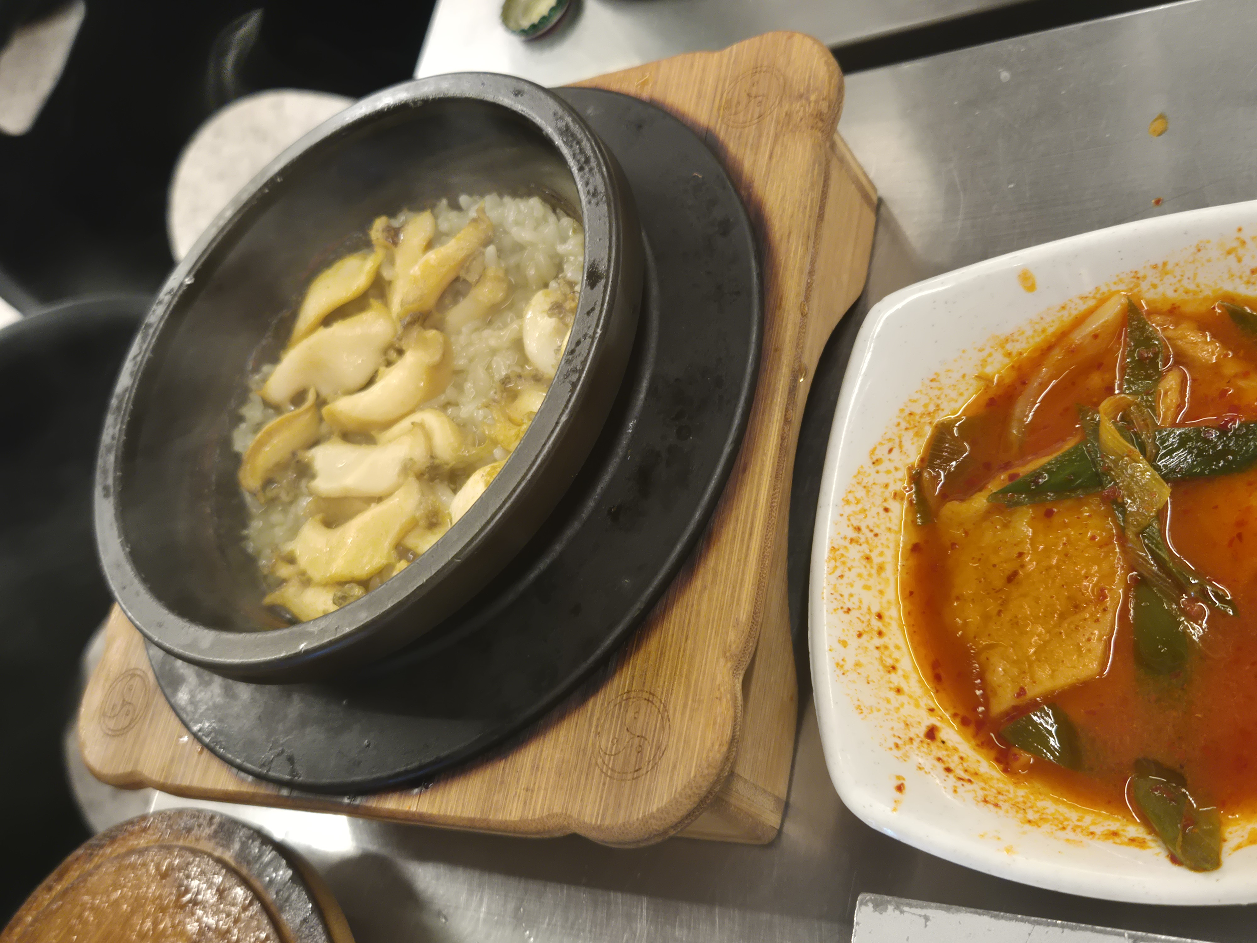 제주도 협재해수욕장 흙돼지 맛집 - 더꽃돈본점