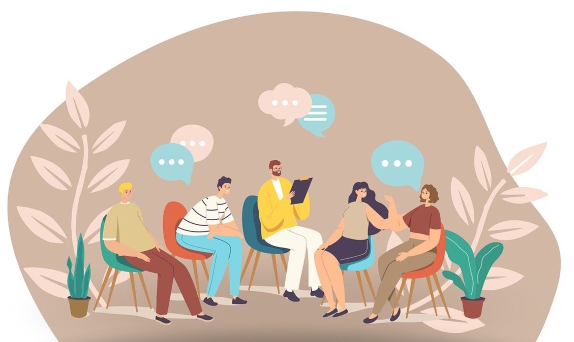 토론하고 있는 5명의 사람들