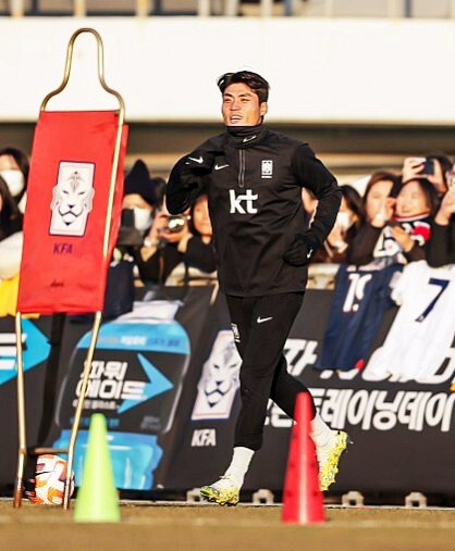 한국 중국 축구 하이라이트