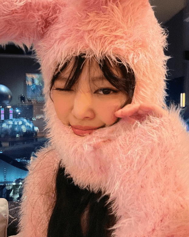 제니-토끼옷-사진