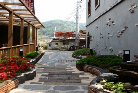 강원 홍천 고추장삼겹살집, 양지말 화로구이