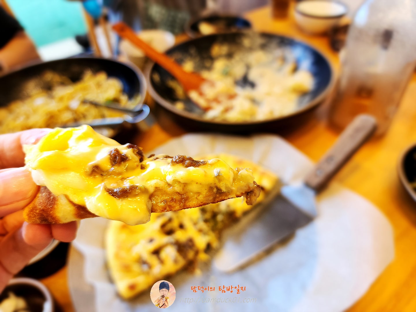 체다 퐁당 불고기 치즈 듬뿍 피자