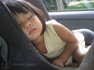 아동 수면 부족이 학습 능력&middot;정서 발달에 주는 치명적 위험