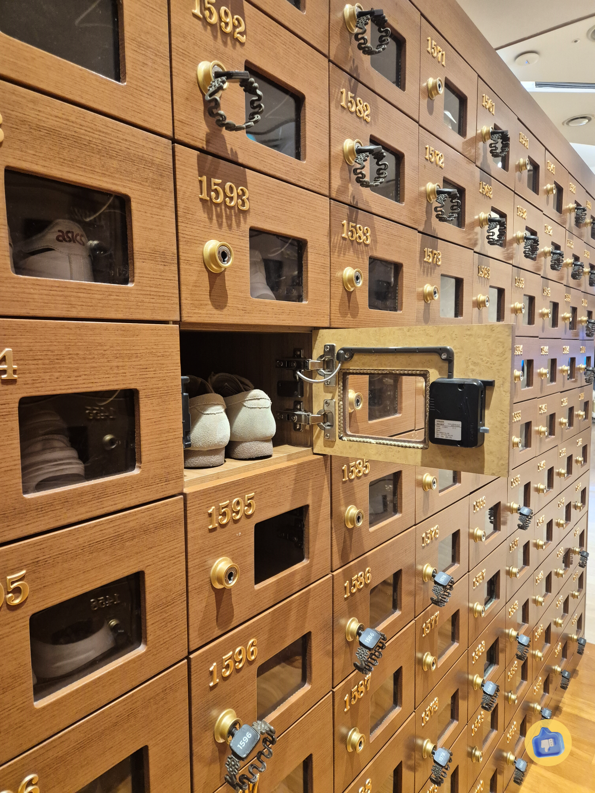 고양 스타필드 찜질방 아쿠아필드 사우나 신발장