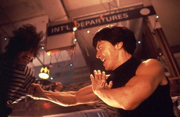 성룡의 맨몸 액션 장면