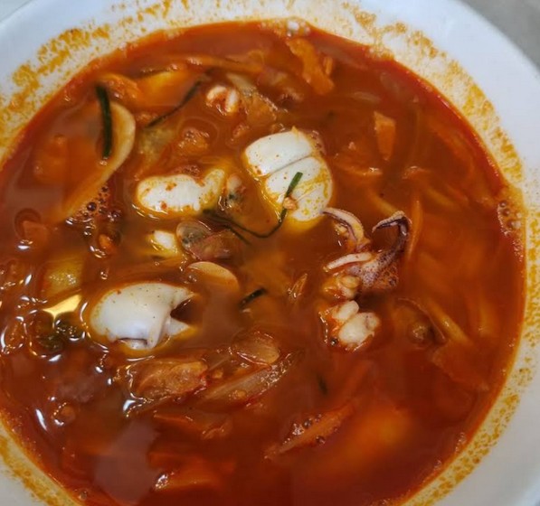 부산 간짜장 맛집 중 찐이다!” 75년 전통 동화반점, 왜 아직도 줄 서는지 알겠어요