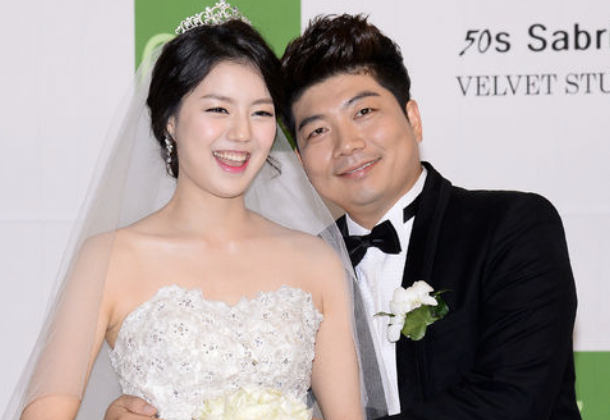 김재롱 부인 결혼