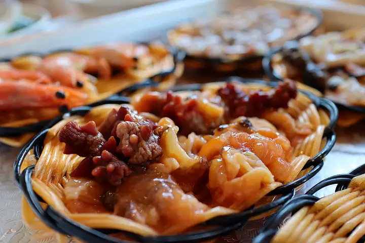 투데이 맛있는 메뉴 수제도시락 해산물 전복죽 해물라면 부산 기장 맛집