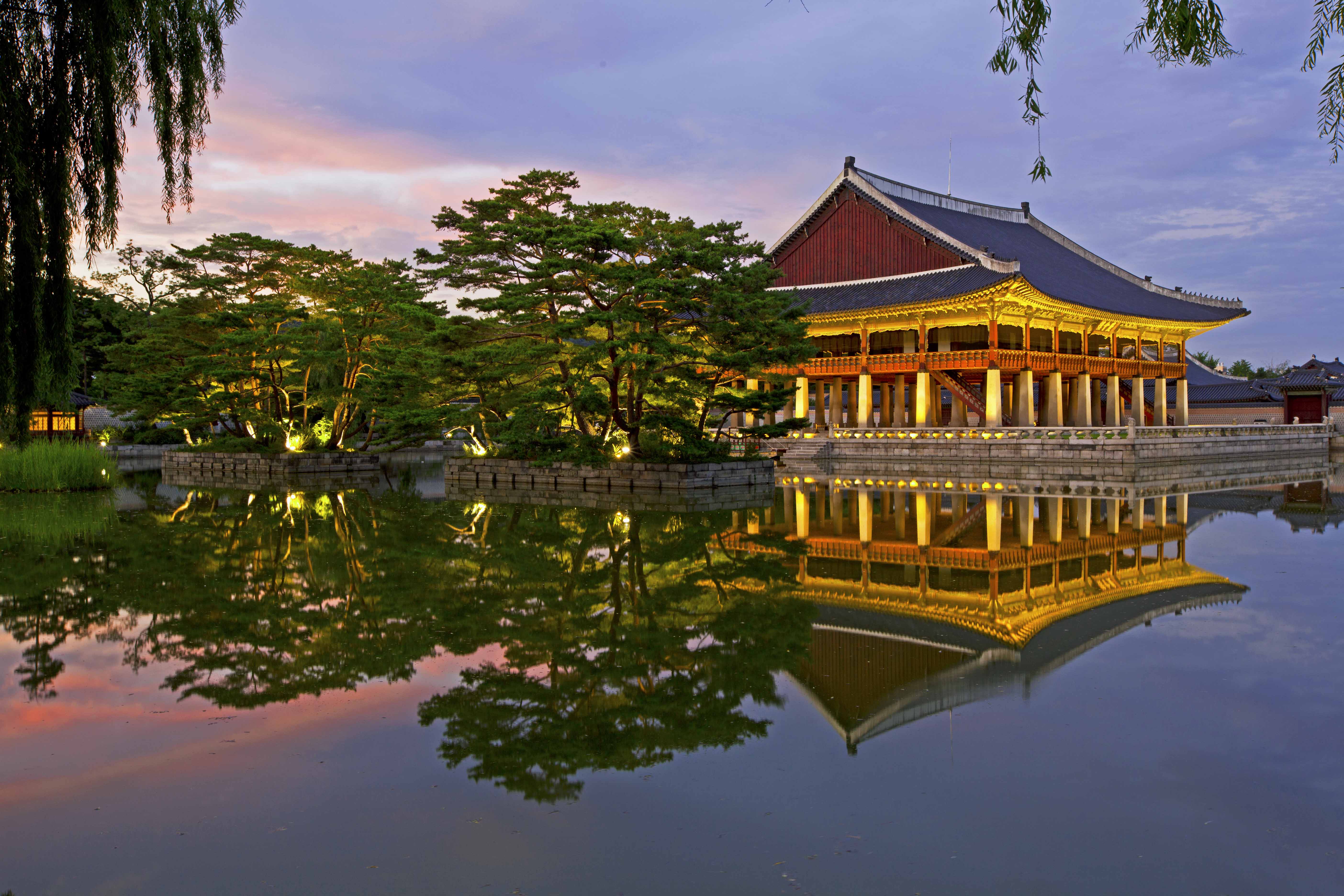 경복궁 교태전 사전 예약하기, 복원 30주년 기념 내부 최초 공개, 내부 전시, 부벽화, 영상 체험까지