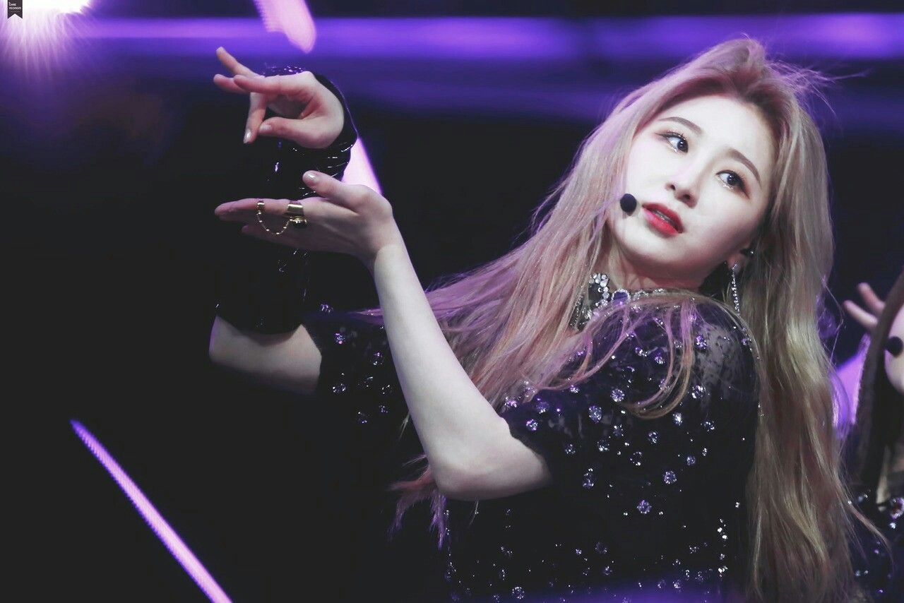 아이즈원 프로듀스48 이채연 사진모음 아이즈원 프로듀스48 이채연 사진모음