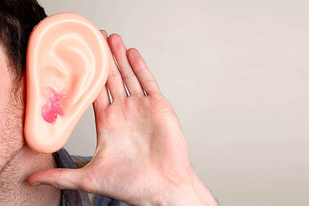 이관개방증은 아이유가 진단받은 질환으로 많은 사람들에게 알려졌습니다. 그래서 이관개방증 증상&#44; 원인&#44; 치료까지 알아봤으니 참고하시기 바랍니다.