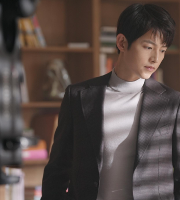 송중기