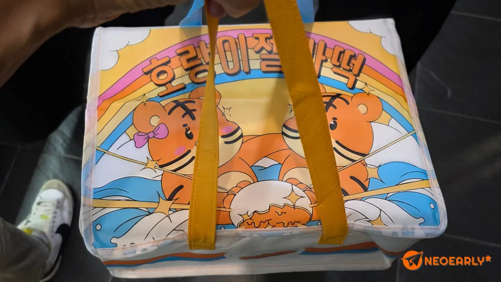 6구가 들어있는 보냉팩은 이렇 식으로 담아주고요.