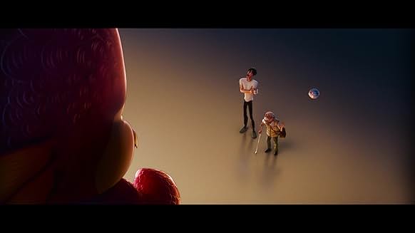 Ultraman Rising 주인공과 동료가 아기 괴수와 마주하는 장면