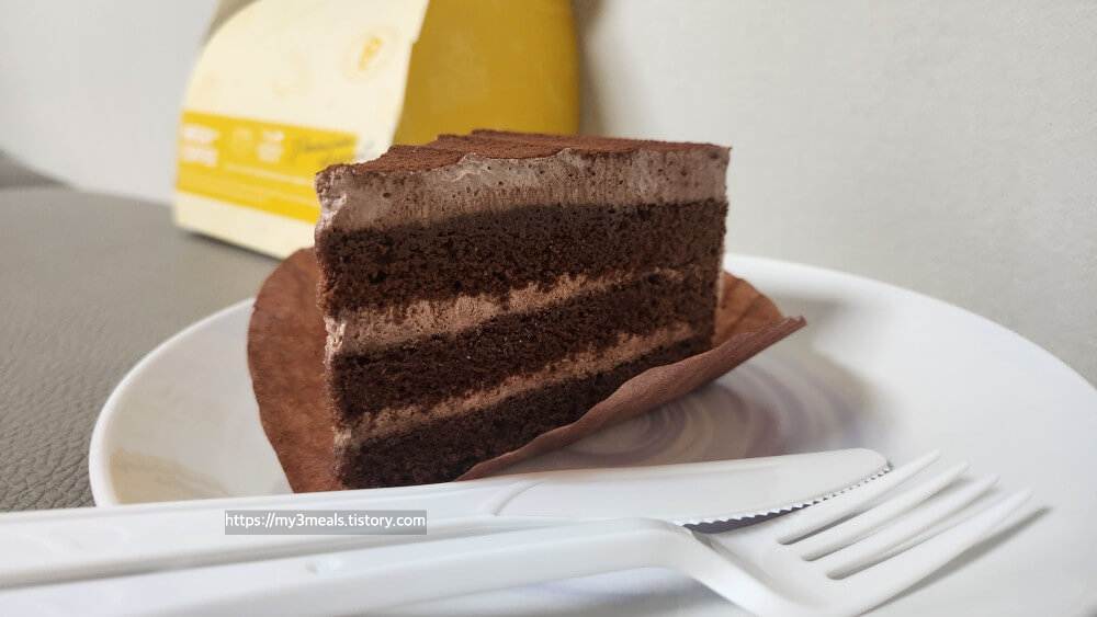 손색없는 달콤함과 풍미 케이크