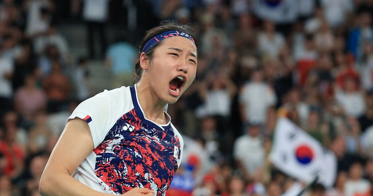 여자-단식-배트민턴-안세영-선수의-파이팅하는-모습