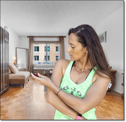 인슐린 주사 중인 여성 