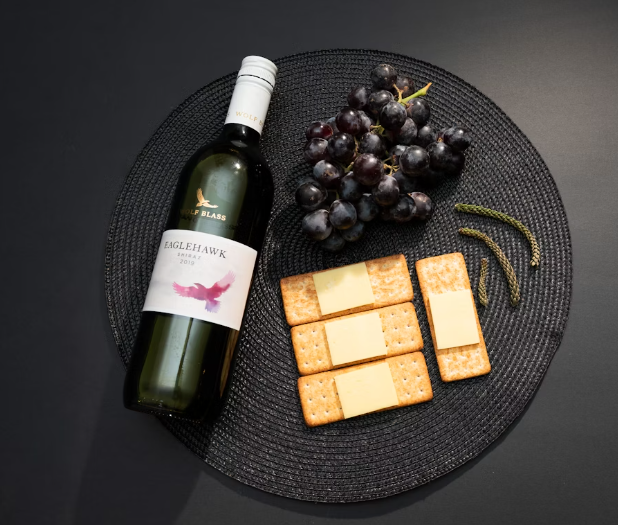 [와인데이] 치즈 플래터 꾸미기 “와인잔 옆 치즈 한 점, 오늘은 내가 셰프처럼”