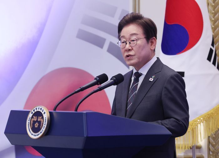 이재명 대통령 법카 재판 연기