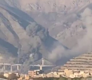 이란 미군 전투기 격추 임무 중 비상 착륙 사건